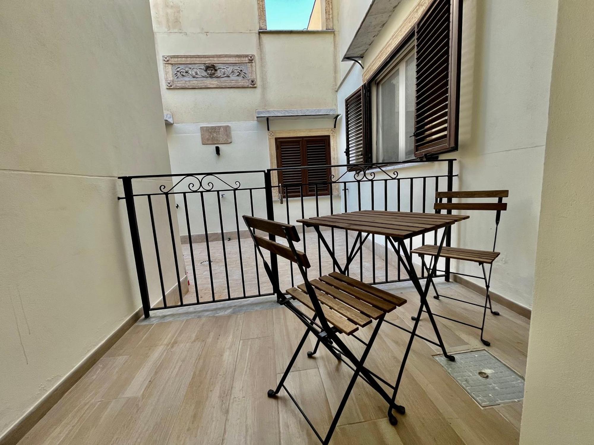 Porta D Ossuna Comfort Apartments パレルモ エクステリア 写真