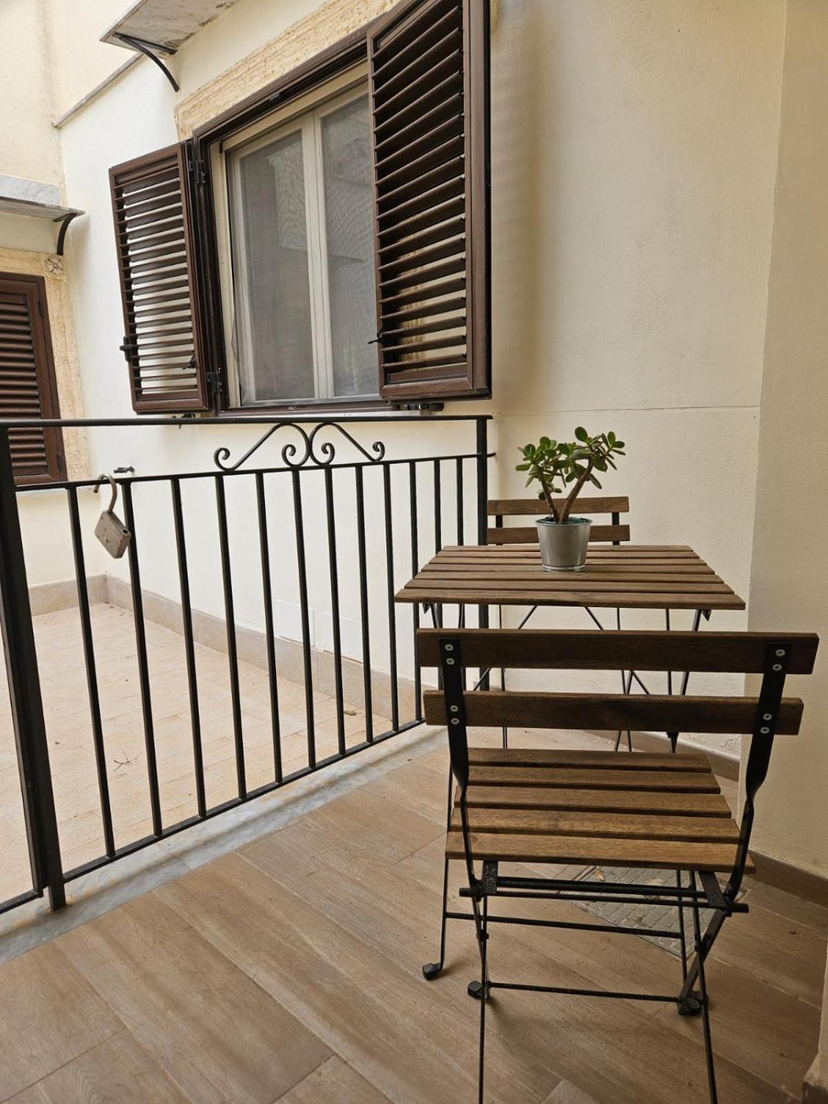 Porta D Ossuna Comfort Apartments パレルモ エクステリア 写真