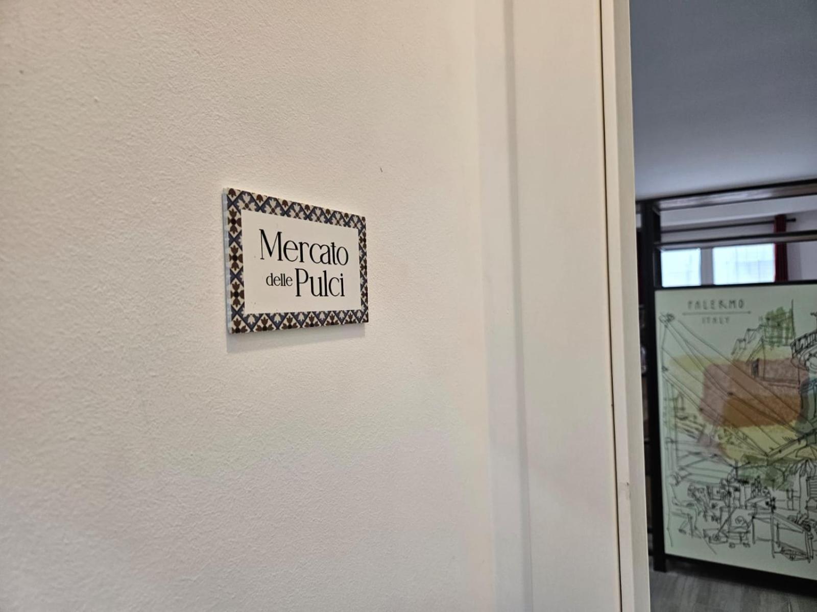 Porta D Ossuna Comfort Apartments パレルモ エクステリア 写真